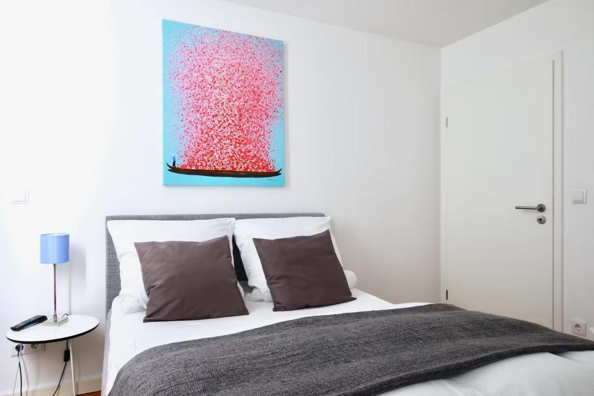 Grosse Dachgeschosswohnung Mit Balkon Im Belgischen Viertel Apartamento