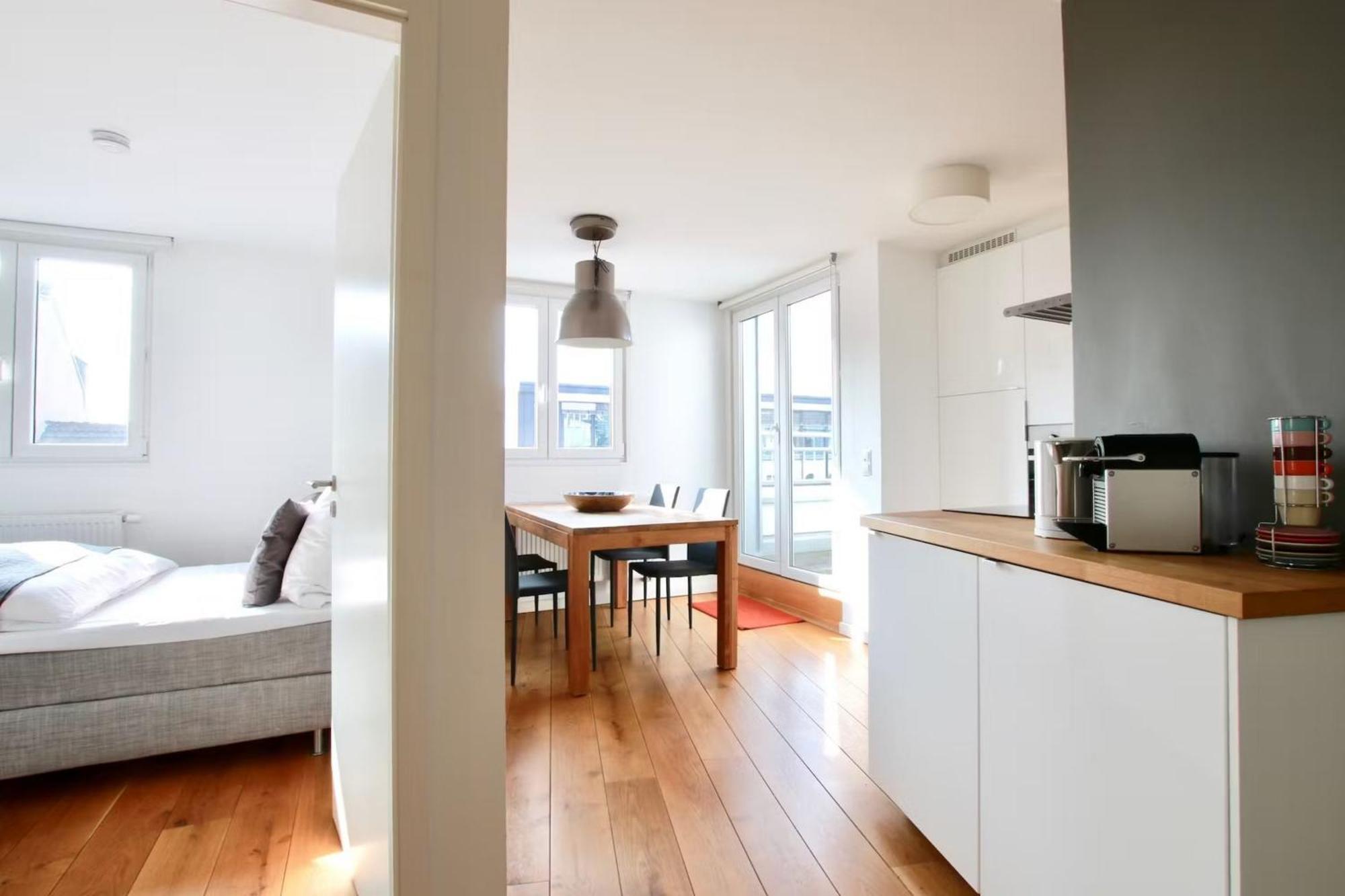 Apartamento Grosse Dachgeschosswohnung Mit Balkon Im Belgischen Viertel Colónia